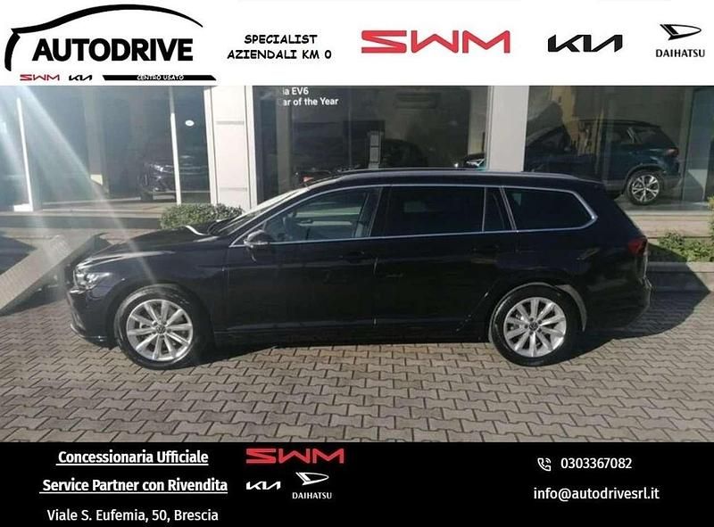 Nero Usata 2021 VW Passat Business Station wagon | 18.900 € (Ottimo prezzo) - Immagine 1/4