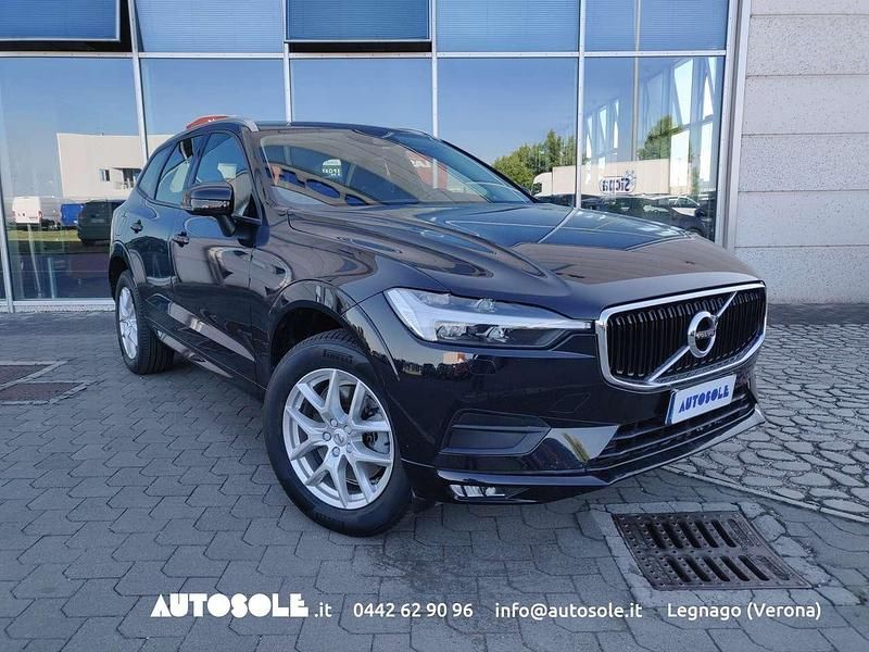 Usata Volvo XC60 Momentum 197 CV (144 kW) 2021 Nero SUV