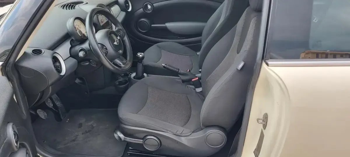 Usata Mini One D 89 CV (65 kW) 2012 Bianco Utilitaria