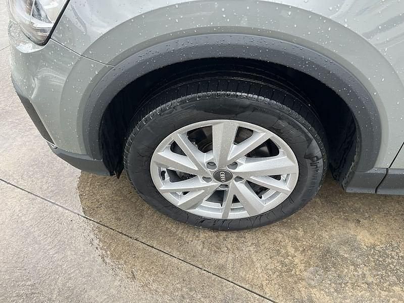 Usata Audi Q2 Business 2017 Grigio SUV