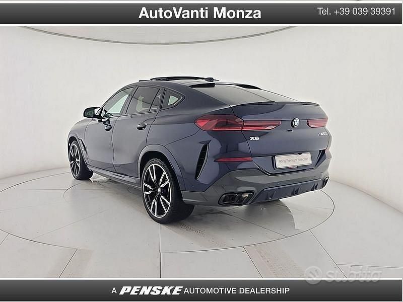 Usata BMW X6 M Sport 530 CV (389 kW) 2023 Blu SUV