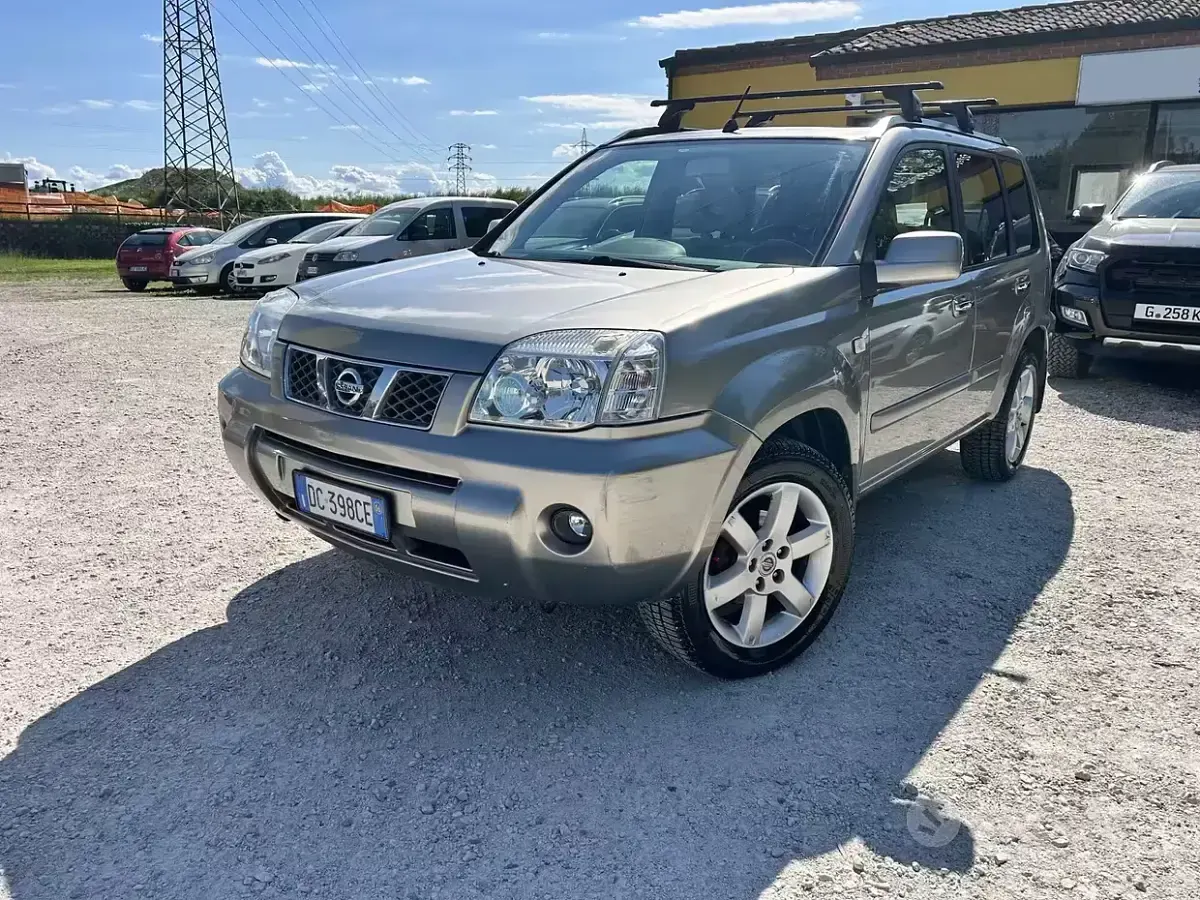 Usata Nissan X-Trail 135 CV (99 kW) 2006 Nero SUV