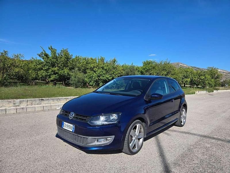 Usata VW Polo Highline 90 CV (66 kW) 2010 Blu/azzurro Berlina