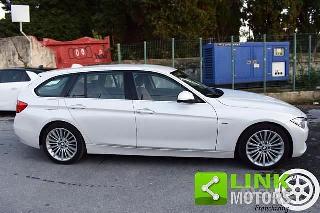 Usata BMW 318 Luxury Line 143 CV (105 kW) 2013 Bianco Station wagon