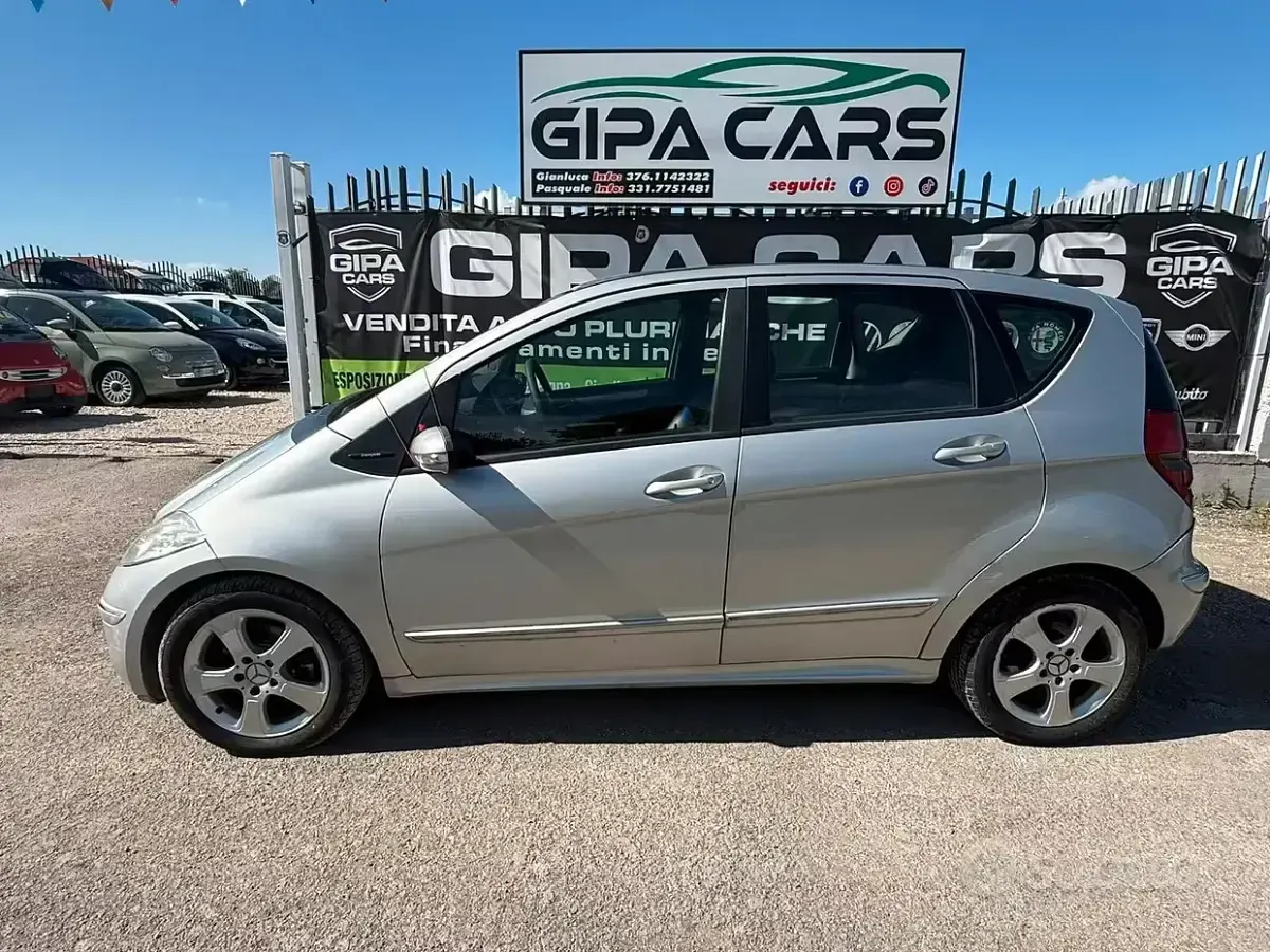 Usata Mercedes A200 Avantgarde 140 CV (102 kW) 2010 Grigio Berlina