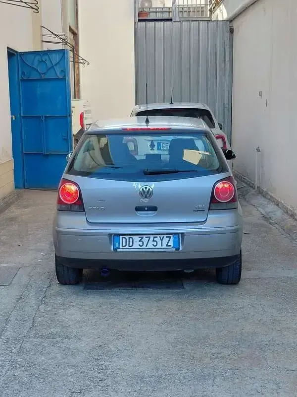 Usata VW Polo Trendline 75 CV (55 kW) 2007 Utilitaria