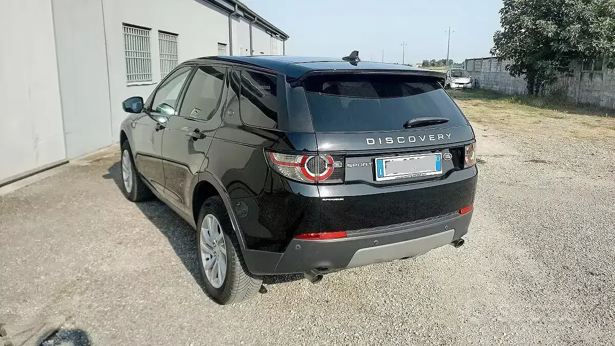 Usata Land Rover Discovery Sport HSE 179 CV (131 kW) 2016 Nero SUV