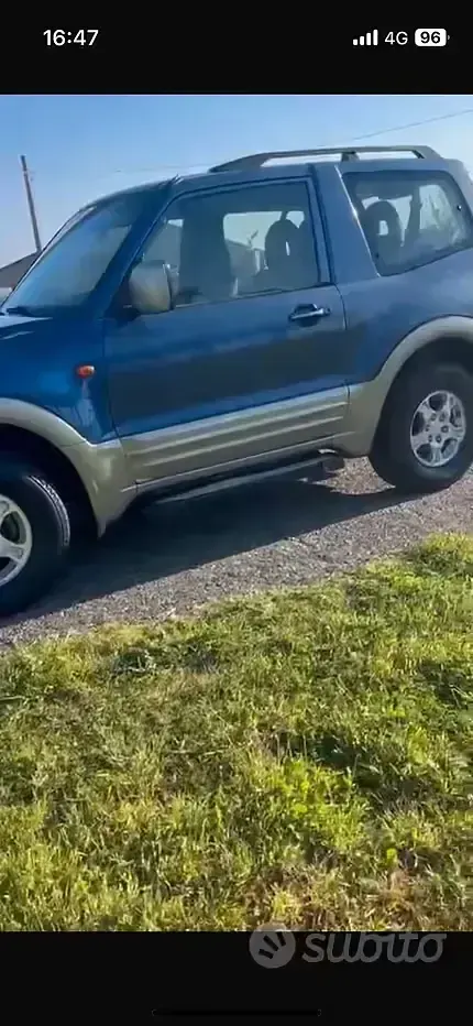 Usata Mitsubishi Pajero 160 CV (117 kW) 2002 Blu SUV