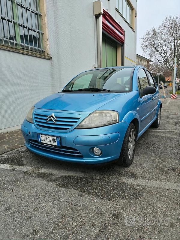 Usata 2002 Citroën C3 Tre volumi | 1600 € (Molto cara) - Immagine 1/4
