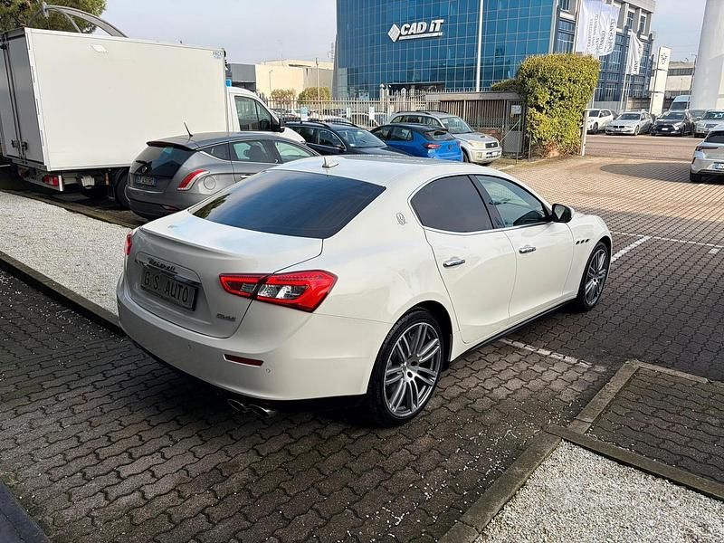 Usata Maserati Ghibli 250 CV (183 kW) 2017 Bianco Berlina