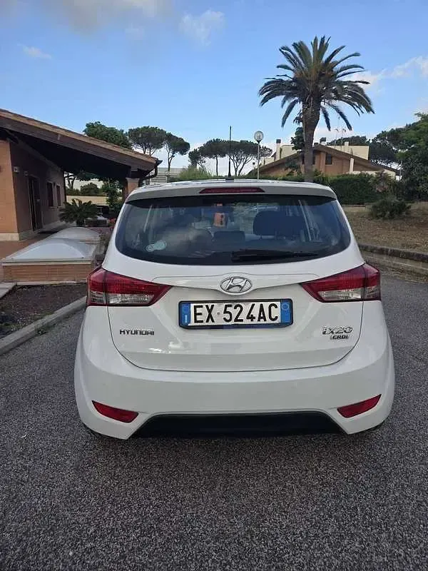 Usata Hyundai ix20 Style 90 CV (66 kW) 2014 Bianco Utilitaria