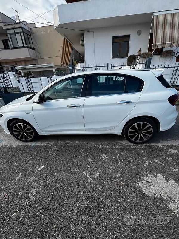Usata Fiat Tipo 95 CV (69 kW) 2017 Bianco Berlina