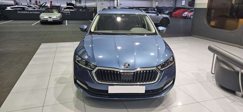 Usata Skoda Octavia Ambition 110 CV (80 kW) 2021 Blu/azzurro Station wagon