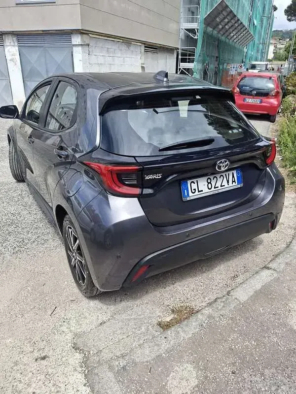 Usata Toyota Yaris Trend 72 CV (52 kW) 2022 Utilitaria