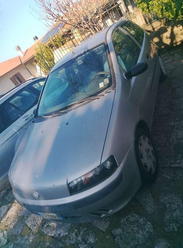 Usata Fiat Punto Feel 60 CV (44 kW) 2004 Utilitaria