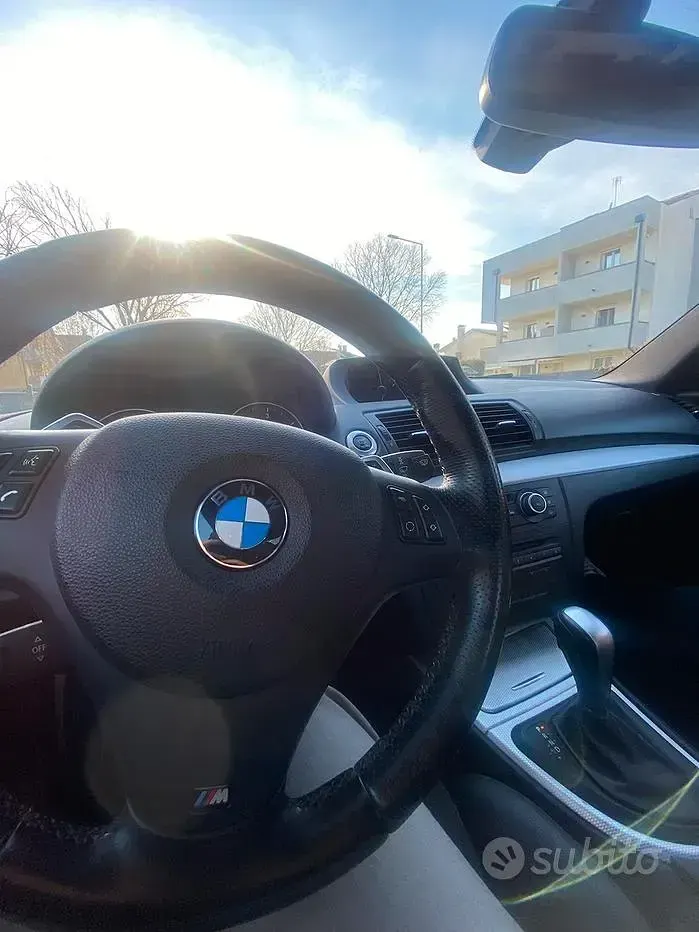 Usata BMW 120 Coupé 177 CV (130 kW) 2011 Nero Coupé