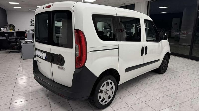 Usata Fiat Doblò Easy 95 CV (69 kW) 2019 Bianco Monovolume