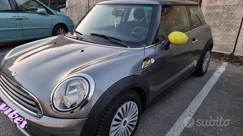 Usata Mini ONE 75 CV (55 kW) 2010 Grigio Utilitaria