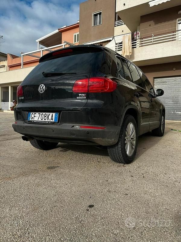 Gebraucht VW Tiguan Sportline 110 PS (80 kW) 2014 Schwarz SUV