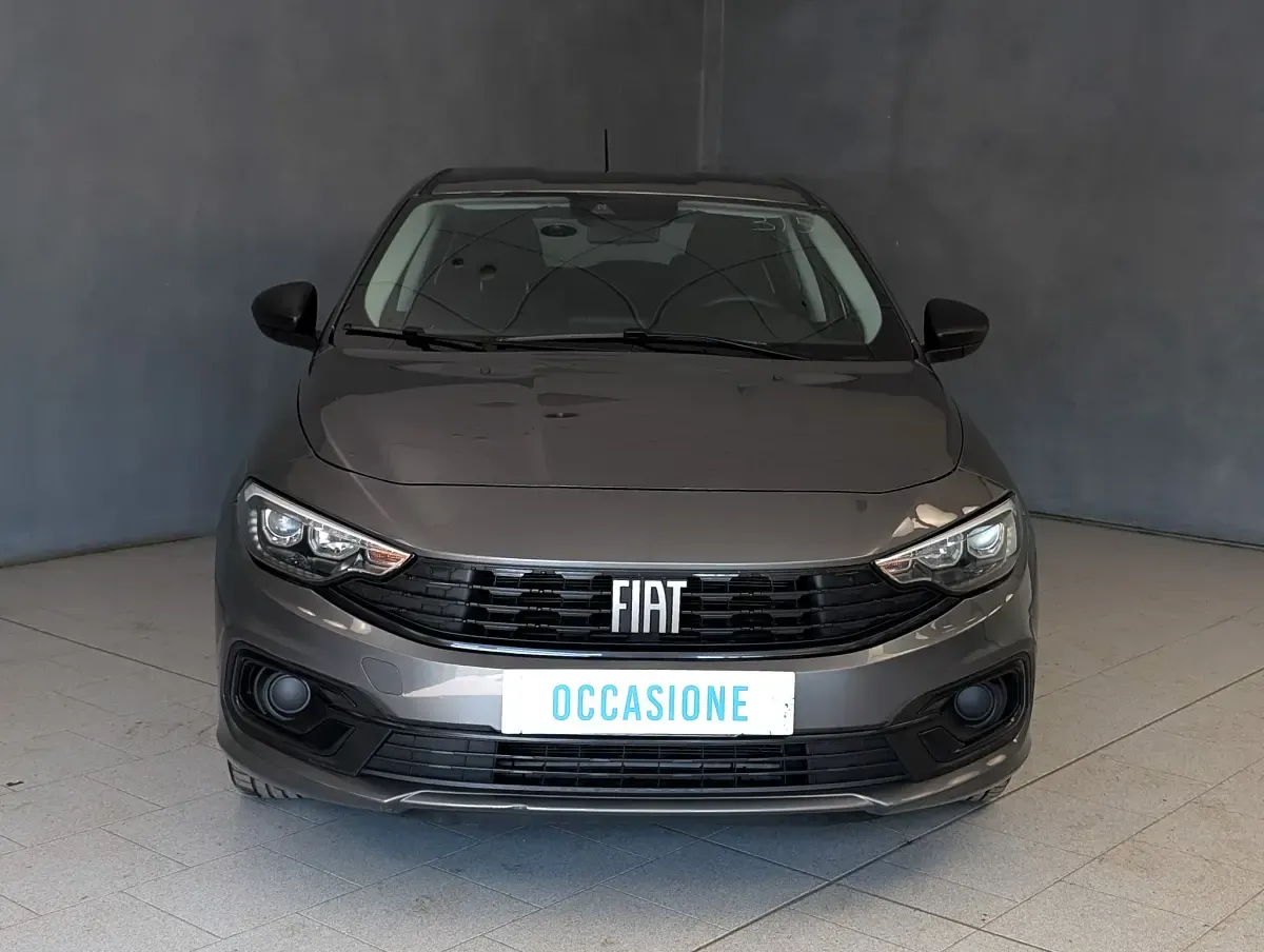 Usata Fiat Tipo 101 CV (74 kW) 2023 Grigio Berlina