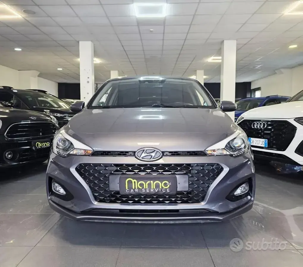 Usata Hyundai i20 84 CV (61 kW) 2018 Grigio Berlina