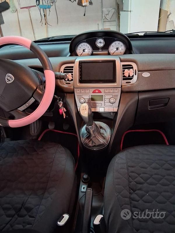 Usata Lancia Ypsilon 69 CV (50 kW) 2009 Utilitaria