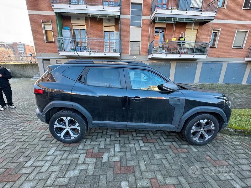 Usata Dacia Duster 101 CV (74 kW) 2025 Nero SUV