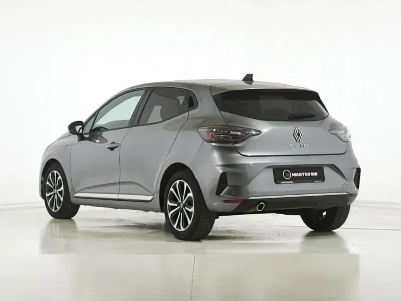 Usata Renault Clio Techno 91 CV (66 kW) 2025 Grigio Utilitaria