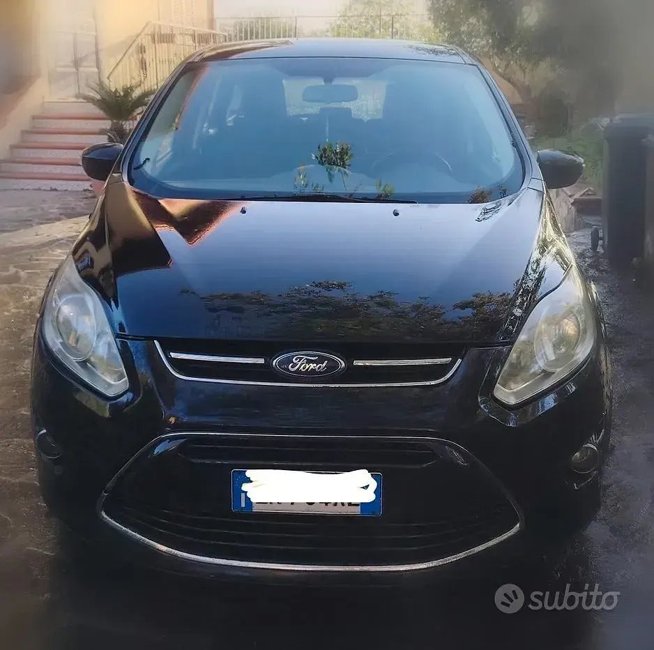 Begagnad Ford C-MAX 115 HK (84 kW) 2013 Svart Minibuss