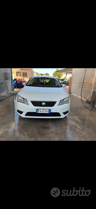 Usata Seat Leon 110 CV (80 kW) 2015 Berlina