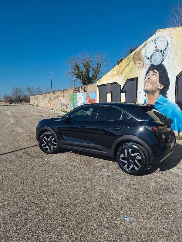 Usata Opel Mokka 110 CV (80 kW) 2022 Nero SUV
