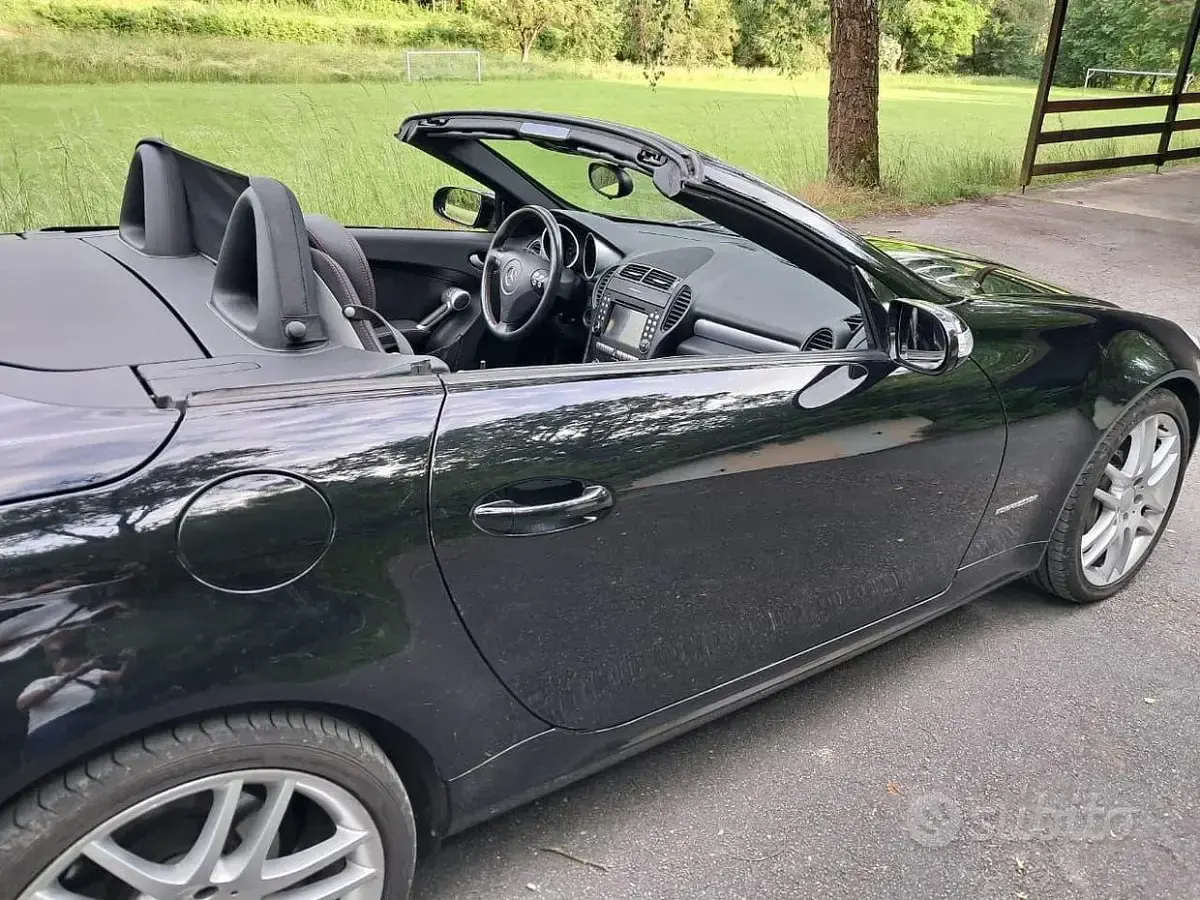 Usata Mercedes SLK200 Chrome 184 CV (135 kW) 2008 Nero Cabrio