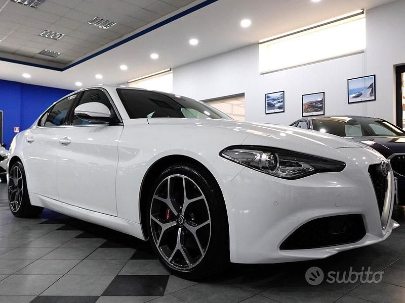 Usata Alfa Romeo Giulia Executive 190 CV (139 kW) 2019 Bianco Berlina