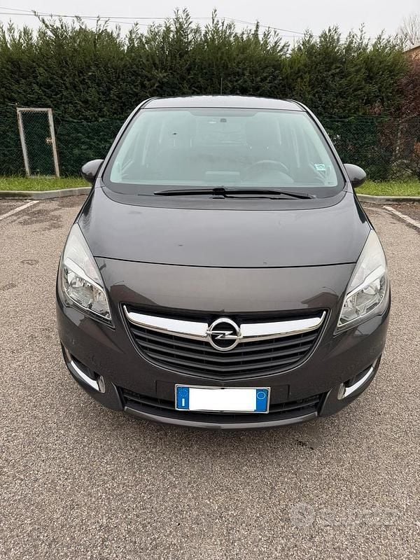 Usata Opel Meriva 120 CV (88 kW) 2016 Monovolume