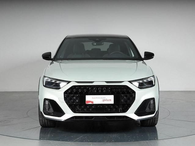 Usata Audi A1 Ambiente 116 CV (85 kW) 2024 Argento cavo metallizzato nero mito meta SUV