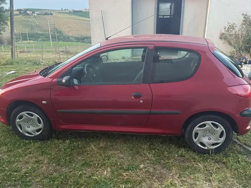 Usata Peugeot 206 60 CV (44 kW) 2001 Rosso Berlina