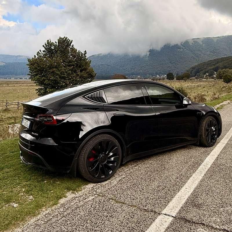 Usata Tesla Model Y Performance 400 kW (544 CV) 2022 SUV