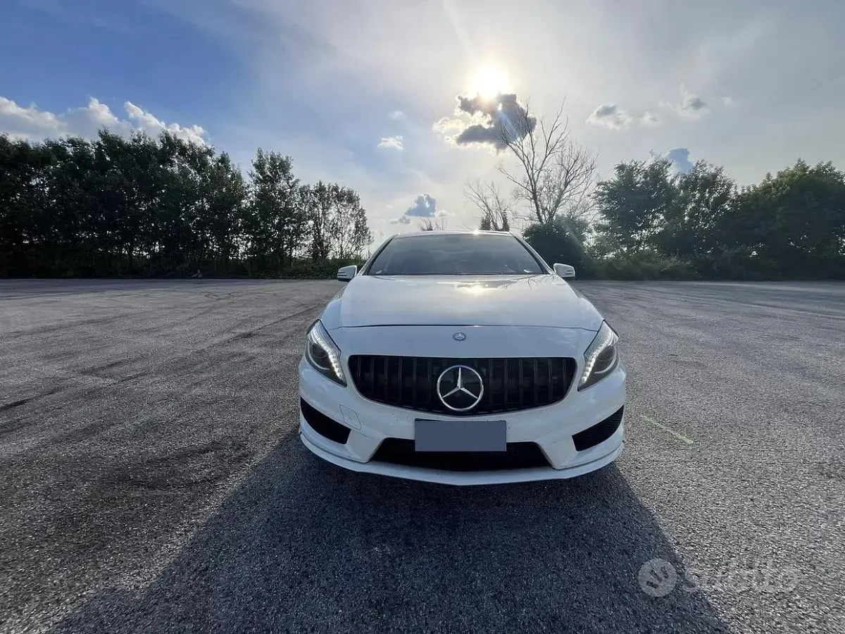 Occasion Mercedes A180 Premium 109 ch (80 kW) 2014 Blanc Berline