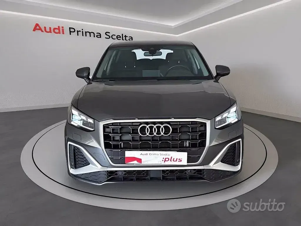Usata Audi Q2 S-Line 116 CV (85 kW) 2023 Grigio daytona perla SUV