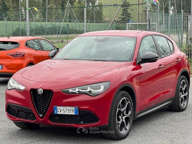 Usata Alfa Romeo Stelvio 210 CV (154 kW) 2024 Rosso SUV