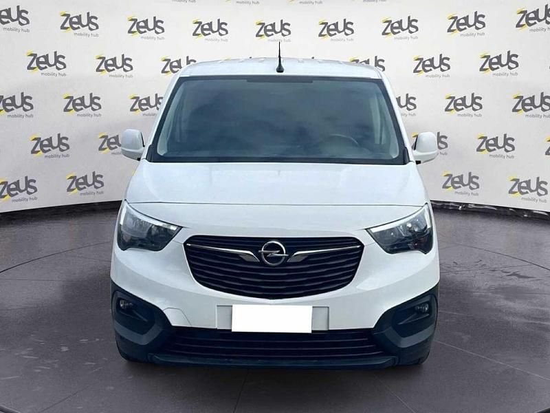 Begagnad Opel Combo Edition+ 102 HK (75 kW) 2021 Vit Minibuss