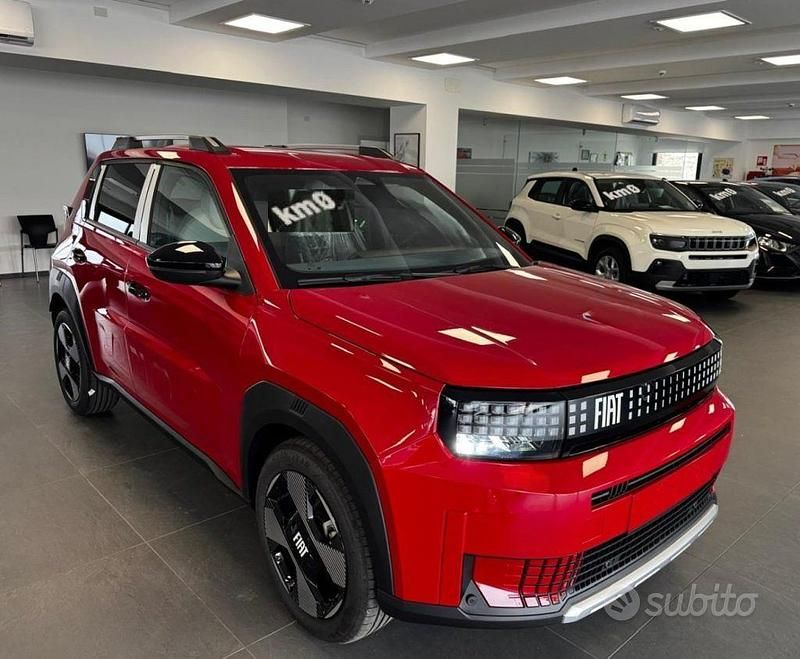 Nuova Fiat Grande Panda La Prima 110 CV (80 kW) 2025 Rosso Utilitaria