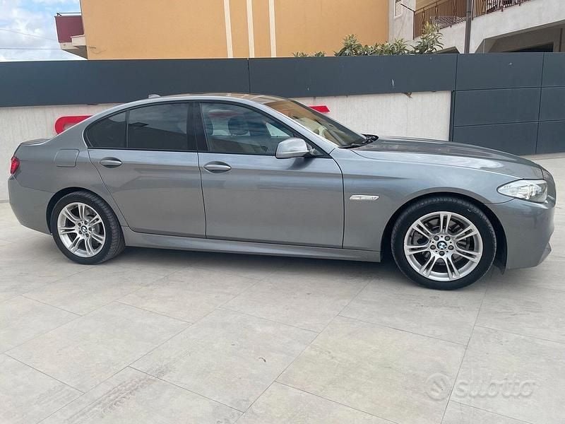 Usata BMW 520 M Sport 184 CV (135 kW) 2011 Grigio Berlina