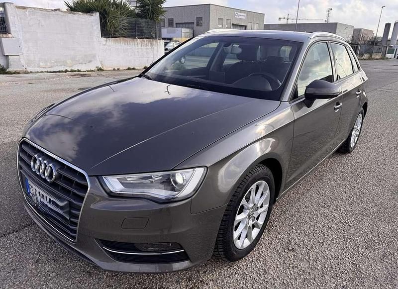 Usata Audi A3 Ambition 105 CV (77 kW) 2013 Berlina