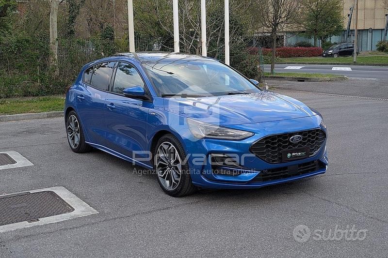 Usata Ford Focus ST 116 CV (85 kW) 2024 Blu Utilitaria