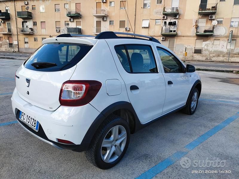 Usata Dacia Sandero Stepway 2016 Bianco Berlina