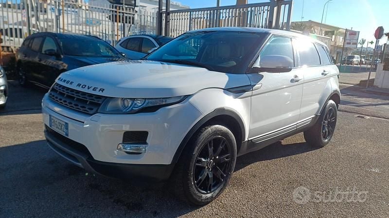 Usata Land Rover Range Rover evoque Dynamic 150 CV (110 kW) 2013 Bianco SUV