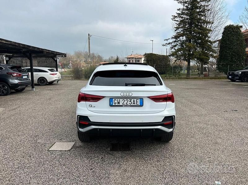 Usata Audi Q3 Sportback S-Line 150 CV (110 kW) 2024 Bianco SUV
