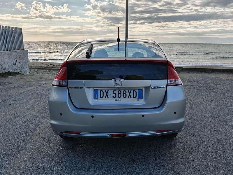 Usata Honda Insight 88 CV (64 kW) 2009 Grigio Berlina