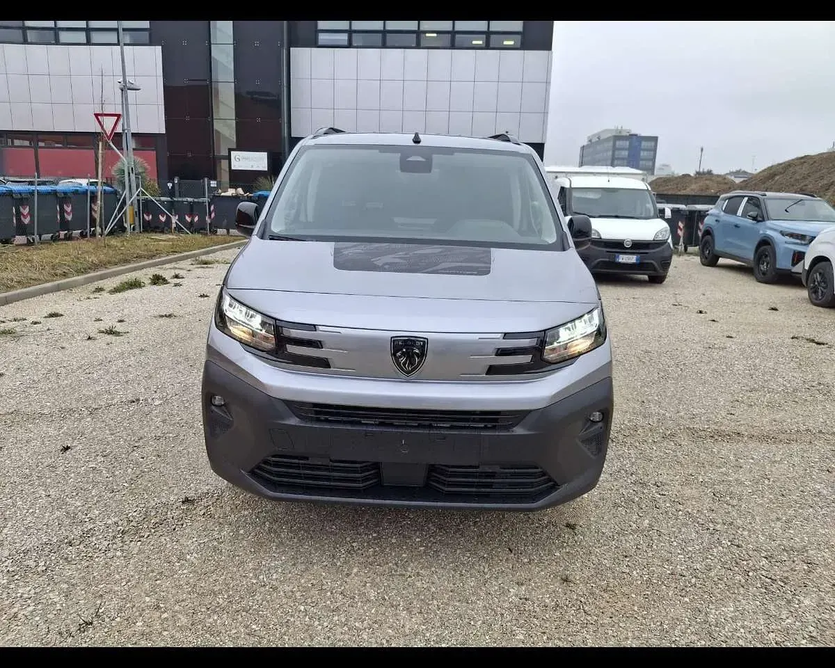 Nuova Peugeot Partner S 131 CV (96 kW) 2026 Grigio Monovolume